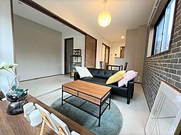 Brave　Base（ブレイブベイス）香月中央 1階1LDKのリビング/ダイニング