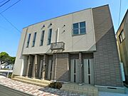  築13年8ヶ月 2階建の賃貸物件