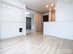 フルール彦根 201 2階1LDKのリビング/ダイニング