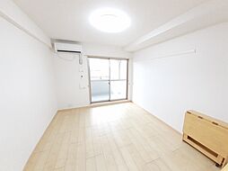 シャロミエール 404 4階ワンルームのリビング/ダイニング