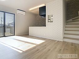 レガート 1 1階3LDKのリビング/ダイニング