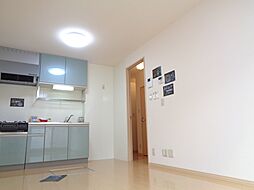 クラージュ　Ｂ棟 202 2階2DKのリビング/ダイニング