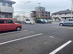 6 / 11