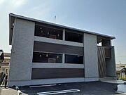 彦根駅より徒歩11分 1階 築1年8ヶ月の賃貸物件