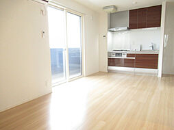 ホワイトクレイン野洲 202 2階1LDKのリビング/ダイニング