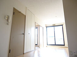 Ｋフルール 203 2階1LDKのリビング/ダイニング