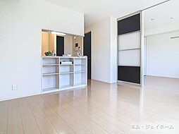 サンシャイン北斗 102 1階2LDKのリビング/ダイニング