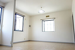 ドゥラシャンスII・III ？201 2階2LDKのリビング/ダイニング