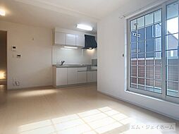 モン・マリーノIII 202 2階2LDKのリビング/ダイニング