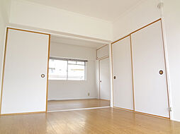 ヴィラナリー南小足II 401 4階2Kのリビング/ダイニング