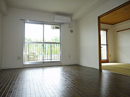 モン・シェリマ・シェリ 207 2階3LDKのリビング/ダイニング