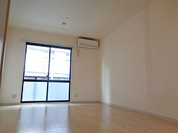 キャロットハウス 101 1階1LDKのリビング/ダイニング