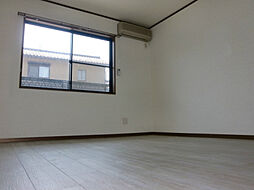 パラディ宮司 201 2階1Kのリビング/ダイニング