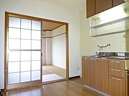 メゾンボヌール 201 2階3Kのリビング/ダイニング