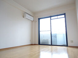 フラットBe-ONE 201 2階1Kのリビング/ダイニング