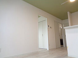 近江鉄道八日市線 武佐駅 徒歩8分の賃貸アパート 1階1LDKのリビング/ダイニング