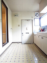 JR東海道・山陽本線 彦根駅 徒歩12分の賃貸アパート 2階2Kのリビング/ダイニング