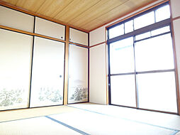 JR東海道・山陽本線 能登川駅 徒歩13分の賃貸アパート 2階2DKのリビング/ダイニング