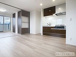 JR湖西線 堅田駅 徒歩8分の賃貸アパート 3階1LDKのリビング/ダイニング