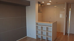 JR東海道・山陽本線 草津駅 徒歩23分の賃貸アパート 2階1LDKのリビング/ダイニング