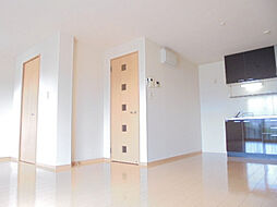 JR東海道・山陽本線 南彦根駅 徒歩14分の賃貸アパート 1階1LDKのリビング/ダイニング