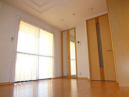 近江鉄道近江本線 愛知川駅 徒歩18分の賃貸アパート 2階1Kのリビング/ダイニング