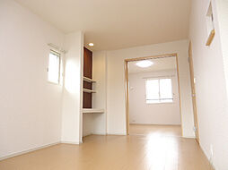 JR東海道・山陽本線 南彦根駅 徒歩20分の賃貸アパート 2階1LDKのリビング/ダイニング