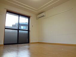 メゾン・ラヴィアンローズII 205 1階1Kのリビング/ダイニング