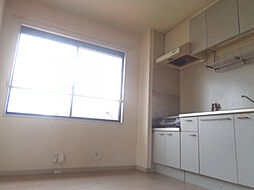 アポロII 102 2階2DKのリビング/ダイニング