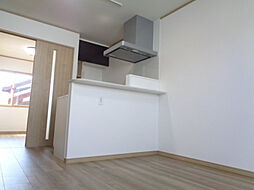 カルフールVII 203 2階1LDKのリビング/ダイニング