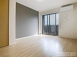 フェニックスII 206 2階1Kのリビング/ダイニング