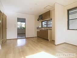 エミナ・コレージュ　B 105 1階2LDKのリビング/ダイニング