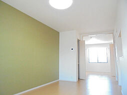 フロール南彦根 304 3階1LDKのリビング/ダイニング