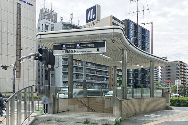 西長堀駅(Osaka　Metro 千日前線) 徒歩7分。 560m