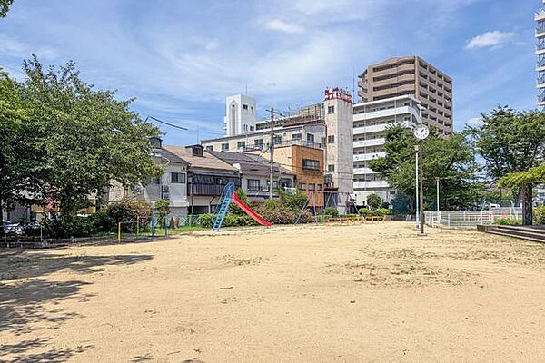 鴫野西公園 徒歩4分。 250m