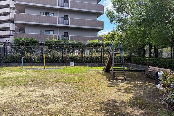 南吹田遊園 徒歩2分。 160m