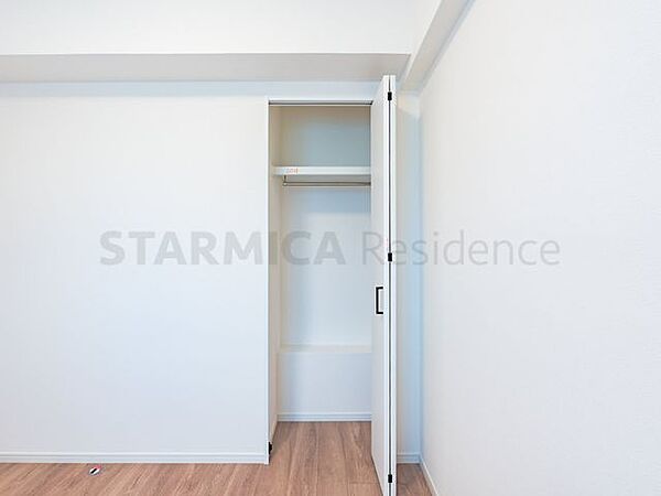 各居室に収納スペースがある間取は荷物が片付いて便利です