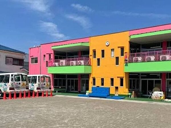 吹上幼稚園 徒歩7分。 560m
