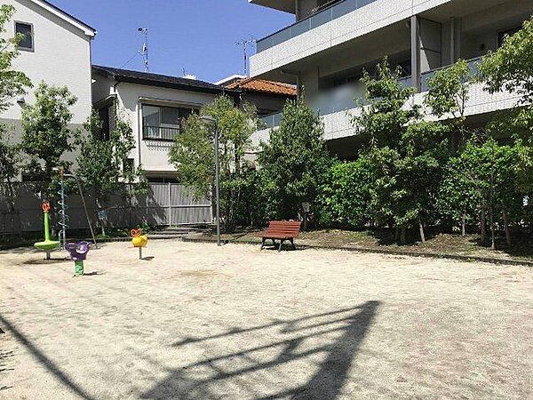 市川南第二公園 徒歩1分。 80m