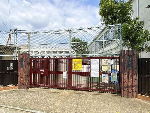 北区立王子第五小学校 340m