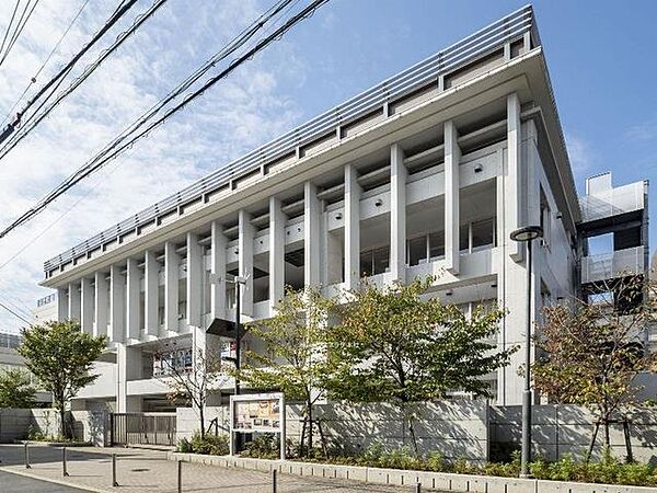 北区立明桜中学校 700m