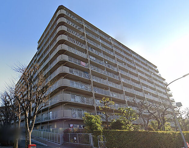 「戸田第一スカイハイツ」11階建てマンション、JR埼京線「戸田公園」駅より徒歩21分の立地