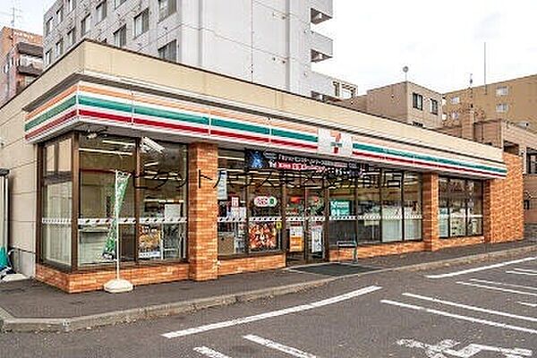 画像15:セブンイレブン札幌北17条店 98m