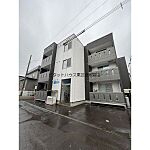 札幌市東区本町一条4丁目 3階建 築7年のイメージ