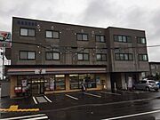 麻生駅より徒歩4分 3階 築25年2ヶ月の賃貸物件