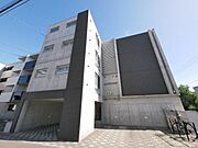 元町駅より徒歩3分 2階 築15年8ヶ月の賃貸物件