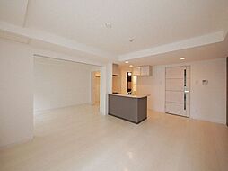 ヴィエルジュ北8条 4階1LDKのリビング/ダイニング