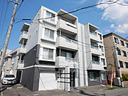 麻生駅より徒歩3分 3階 築15年8ヶ月の賃貸物件