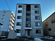 新道東駅より徒歩7分 5階 築1年11ヶ月の賃貸物件