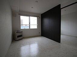 ブランノワールDECO 3階1LDKのリビング/ダイニング